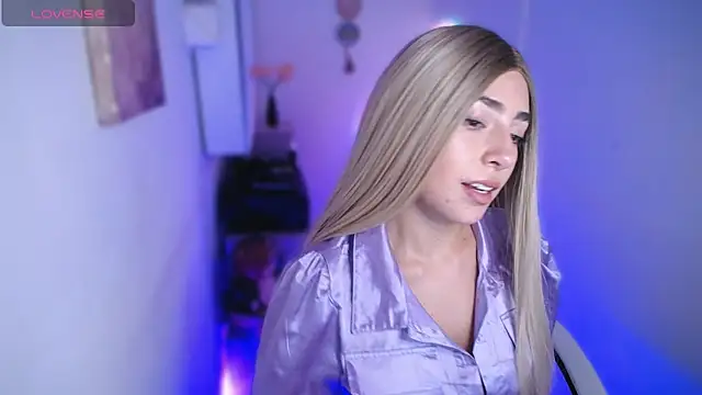 channel blondee online show from 03-11-26, 08:36