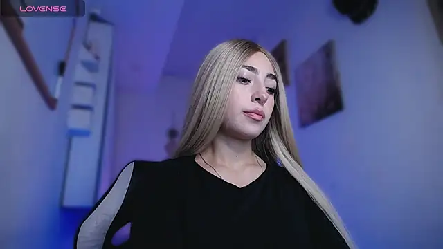 channel blondee online show from 06-03-26, 09:41