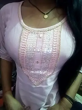 Snapshot of Tanya_mital12 chatting on 12-23-25, 05:29 Tanya mital12 online show from 12-23-25, 05:29