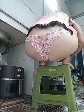 Girl-6868 online show from 06-07-26, 10:20