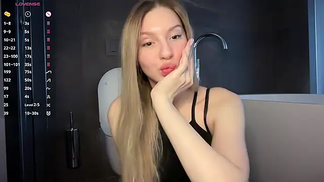 blondinkaa online show from 04-19-26, 09:54