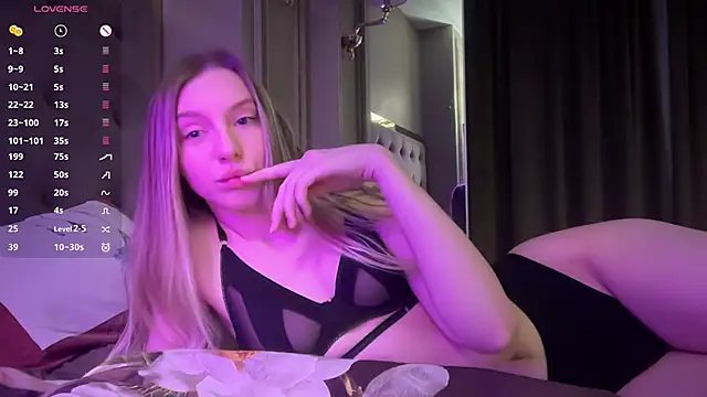 blondinkaa online show from 03-07-26, 06:24