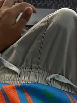 AqueousCrepe online show from 01-10-26, 08:31