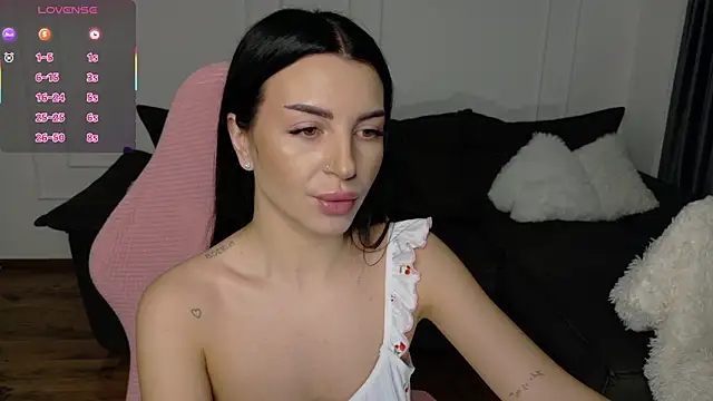 Lady charm   online show from 03-16-26, 07:01