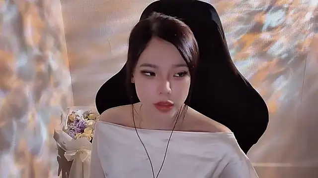 Ciqi66 online show from 03-10-26, 11:47