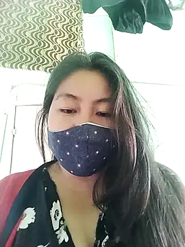 Snapshot of Anee_123 chatting on 12-21-25, 02:13 Anee 123 online show from 12-21-25, 02:13