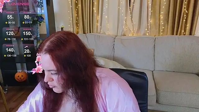 LindaBermer online show from 12-18-25, 11:47