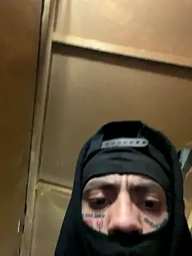 Snapshot of baby_young chatting on 01-12-26, 08:21 baby young online show from 01-12-26, 08:21