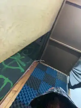 Snapshot of baby_young chatting on 12-21-25, 09:48 baby young online show from 12-21-25, 09:48