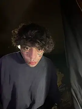 Snapshot of baby_young chatting on 12-20-25, 06:16 baby young online show from 12-20-25, 06:16