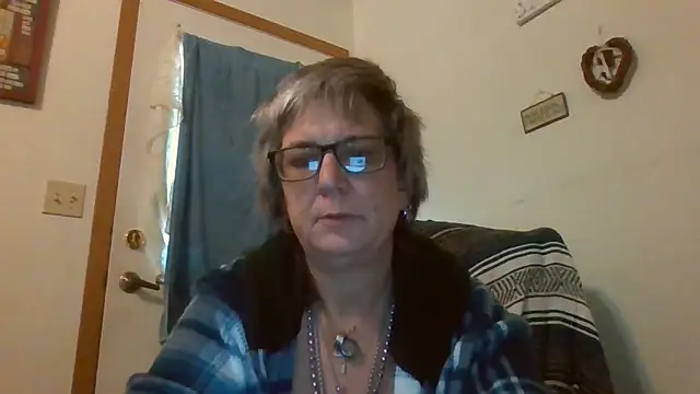 Snapshot of becky1111 chatting on 05-15-26, 12:03 becky1111 online show from 05-15-26, 12:03