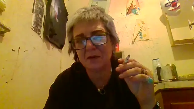 Snapshot of becky1111 chatting on 04-19-26, 07:16 becky1111 online show from 04-19-26, 07:16