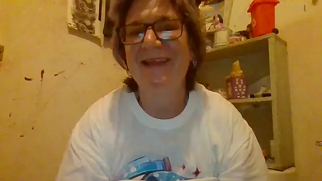 Snapshot of becky1111 chatting on 06-28-26, 09:04 becky1111 online show from 06-28-26, 09:04
