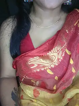 Snapshot of MAHI066 chatting on 05-22-26, 08:07 MAHI066 online show from 05-22-26, 08:07