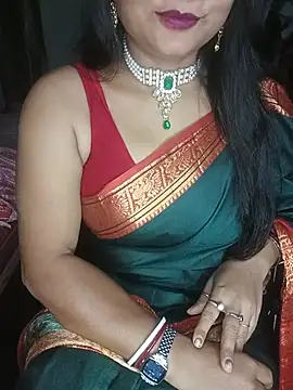 Snapshot of MAHI066 chatting on 05-31-26, 06:53 MAHI066 online show from 05-31-26, 06:53