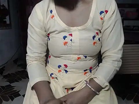 surbhi01 online show from 05-17-26, 06:57