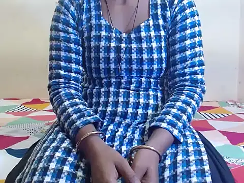 surbhi01 online show from 12-19-25, 07:22