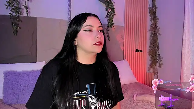 isabellagiirl online show from 07-16-26, 08:39