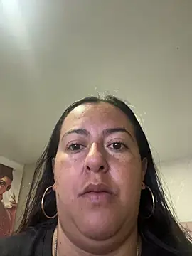 evelyn harpeery online show from 06-19-26, 10:54