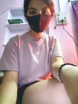 Snapshot of kinsu4763 chatting on 01-07-26, 06:07 kinsu4763 online show from 01-07-26, 06:07