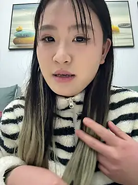 chunxiaoquqn online show from 01-06-26, 05:17