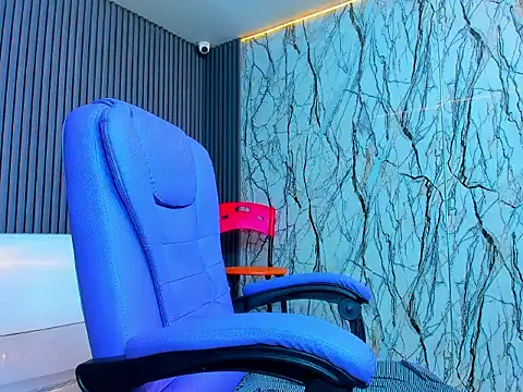 Boy tatto77 online show from 03-18-26, 01:02