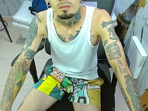 Boy tatto77 online show from 05-20-26, 01:52