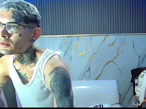 Boy tatto77 online show from 02-23-26, 06:52