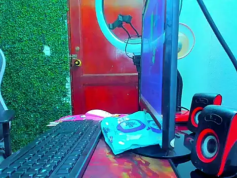 Boy tatto77 online show from 04-04-26, 12:39