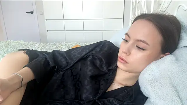 KitCerveny online show from 02-12-26, 07:19