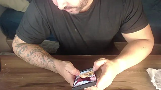 Snapshot of drlluis chatting on 02-11-26, 01:38 drlluis online show from 02-11-26, 01:38