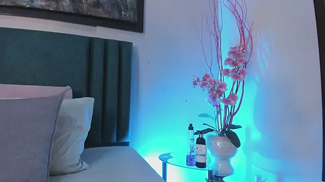 Snapshot of GahiaBelucci chatting on 02-28-26, 06:18 GahiaBelucci online show from 02-28-26, 06:18