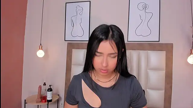 Snapshot of GahiaBelucci chatting on 02-13-26, 01:22 GahiaBelucci online show from 02-13-26, 01:22