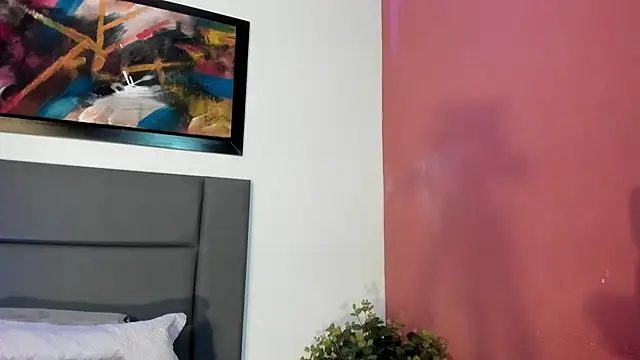 Snapshot of GahiaBelucci chatting on 05-30-26, 04:23 GahiaBelucci online show from 05-30-26, 04:23