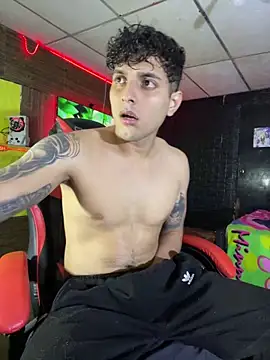 JustynAle2025 online show from 04-29-26, 04:16