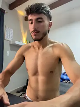 LIAM COLT online show from 04-28-26, 07:40