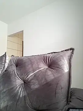 Snapshot of Nini_ chatting on 04-27-26, 06:17 Nini online show from 04-27-26, 06:17