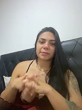 Snapshot of Nini_ chatting on 04-24-26, 05:59 Nini online show from 04-24-26, 05:59