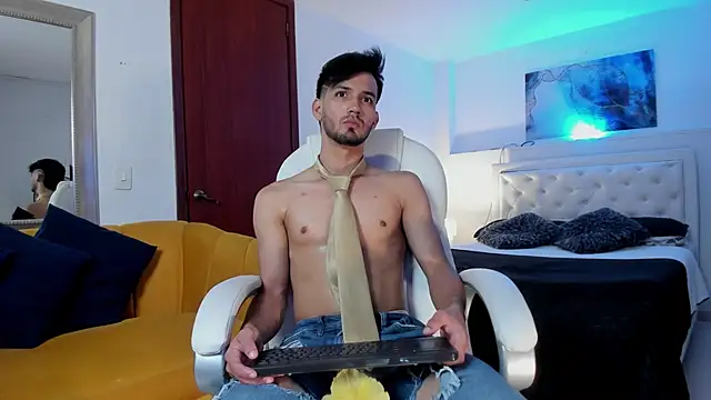 HarryFosster online show from 04-08-26, 06:31