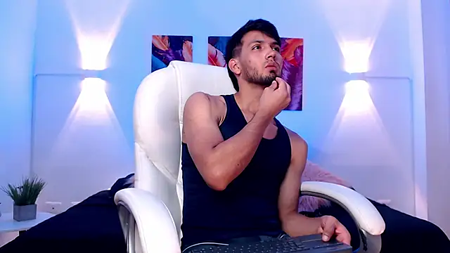 HarryFosster online show from 04-14-26, 06:24