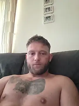 Snapshot of yandy_p90 chatting on 06-28-26, 01:06 yandy p90 online show from 06-28-26, 01:06