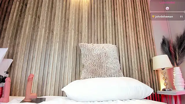 Snapshot of FiorelaSton chatting on 02-20-26, 06:26 FiorelaSton online show from 02-20-26, 06:26