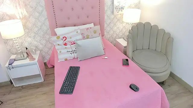 amber  ferrera online show from 02-16-26, 07:56