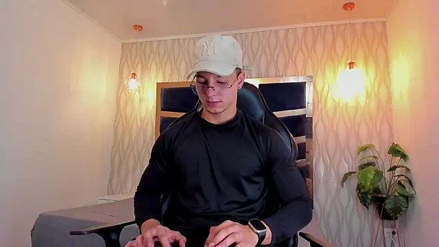 Noah Clarkk online show from 03-19-26, 05:24