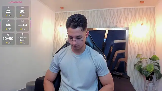 Noah Clarkk online show from 04-08-26, 05:25