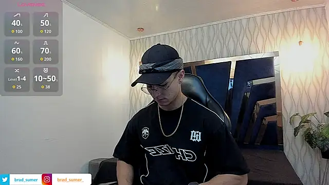 Noah Clarkk online show from 04-12-26, 01:25