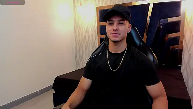 Snapshot of Noah_Clarkk chatting on 05-04-26, 05:27 Noah Clarkk online show from 05-04-26, 05:27