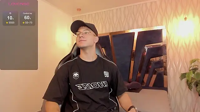 Noah Clarkk online show from 02-25-26, 05:35