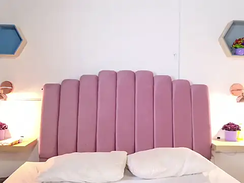 katiamoree online show from 01-05-26, 09:40