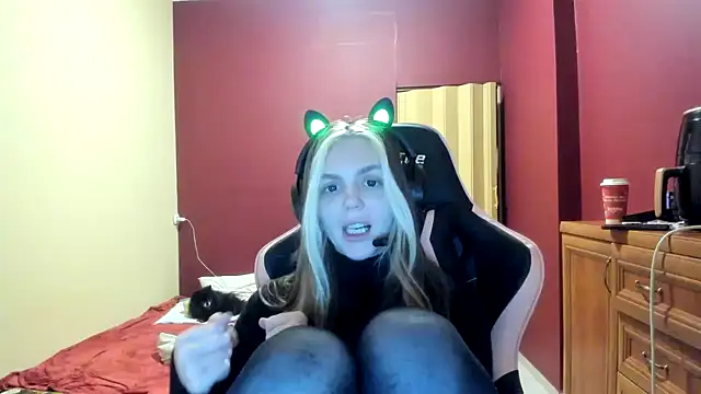 LunaAngell online show from 01-09-26, 08:49